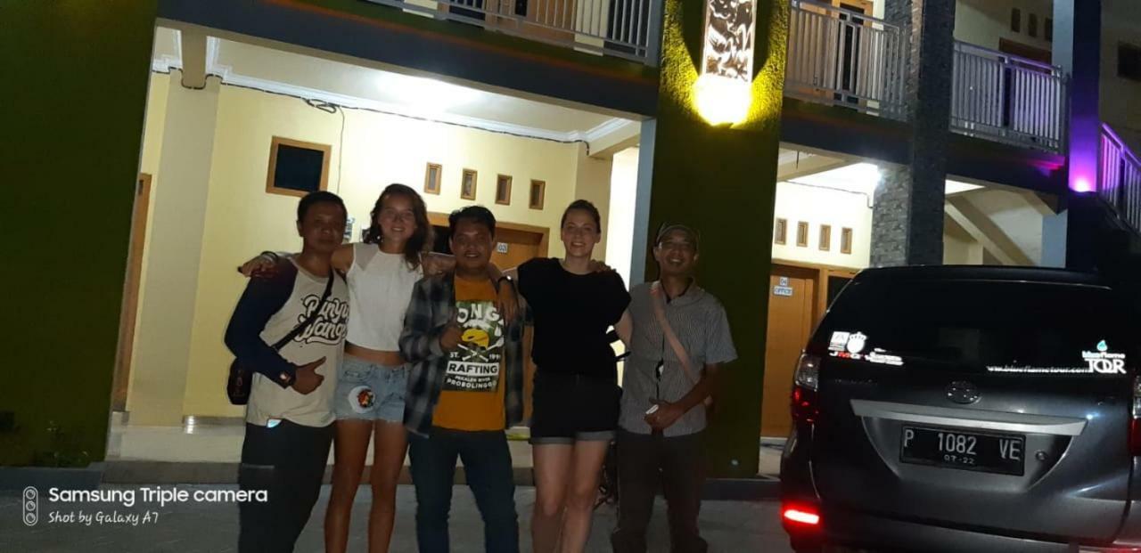 R3 Brawijaya Homestay Banyuwangi  Extérieur photo