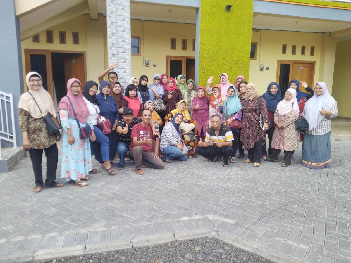 R3 Brawijaya Homestay Banyuwangi  Extérieur photo